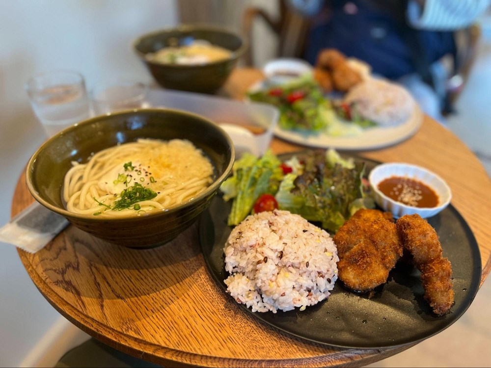 Cafe & Dog Run Mou ランチ ヒレカツ定食